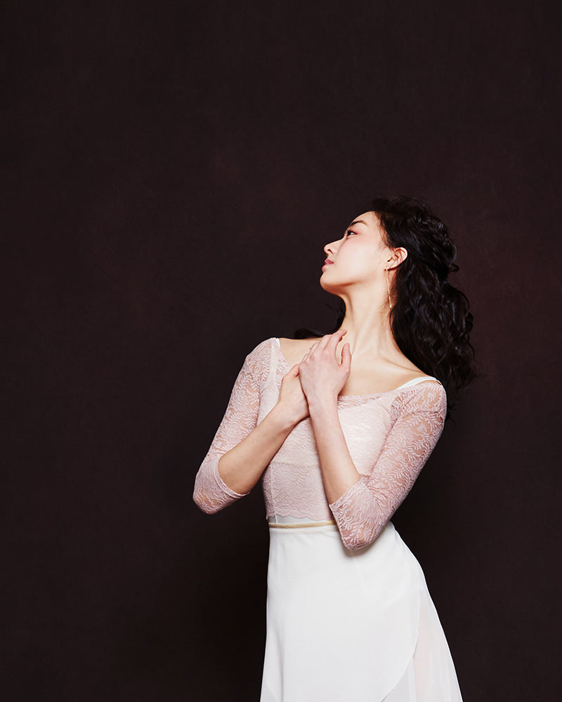 レヴダンス アデーレ オフショルダー レーストップ アンティークピンク