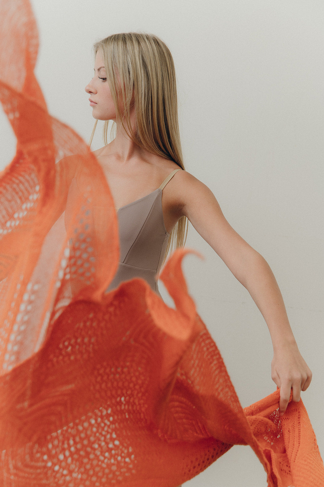 ルビアウェア アリーナ ショール RubiaWear Ember - Alina Shawl