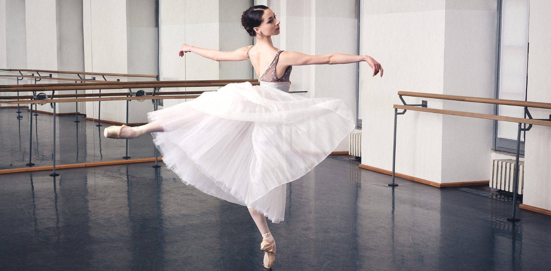 DellaLo' Milano（デラロミラノ）公式｜イタリア発バレエウェア