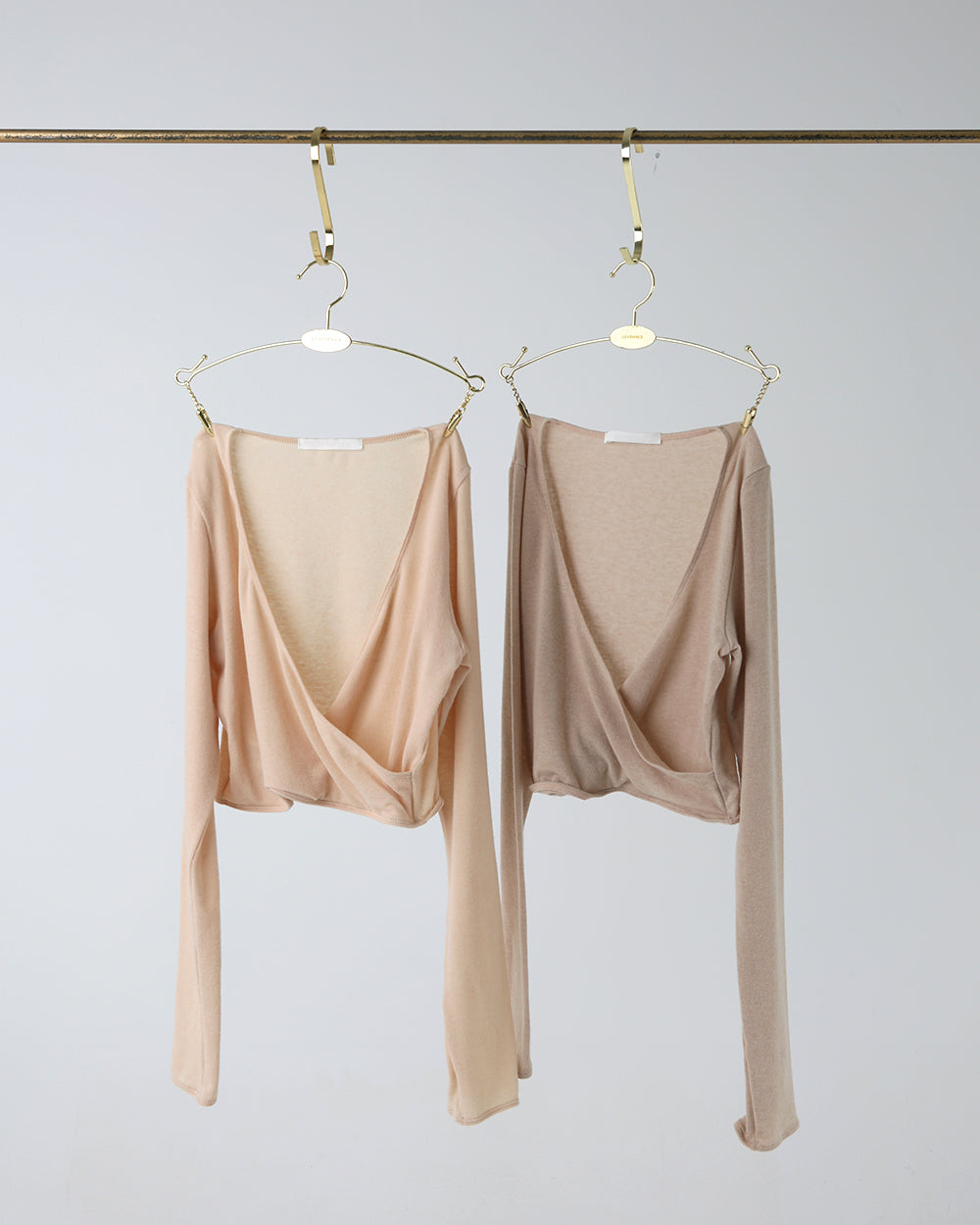 レヴダンス クロスオーバーセーター LEVDANCE  crossover sweater HONEY BEIGE