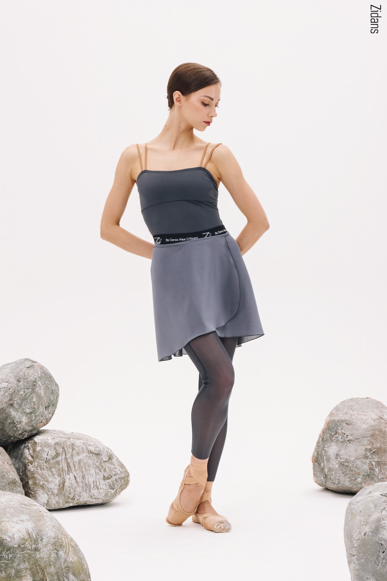 ジダンス タイ付きラップスカート ロック ZIDANS Wrap skirt with ties rock