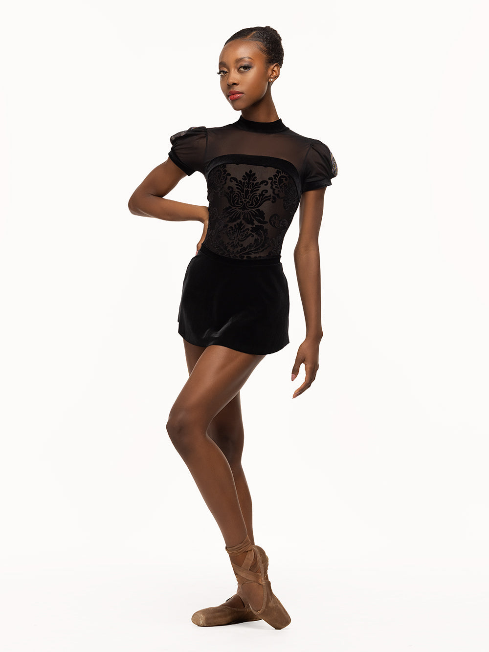 *エレベ ダンスウェア チューリップ スカート ブラック ベルベット Eleve Dancewear Tulip Skirt Black Velvet RTW