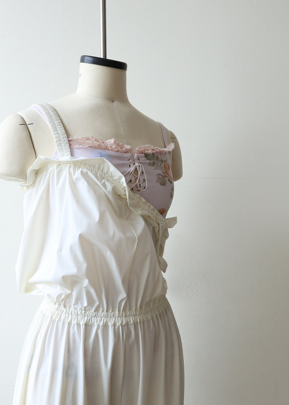 レヴダンス ローラ ウォーム アップ ジャンプスーツ LEVDANCE laura