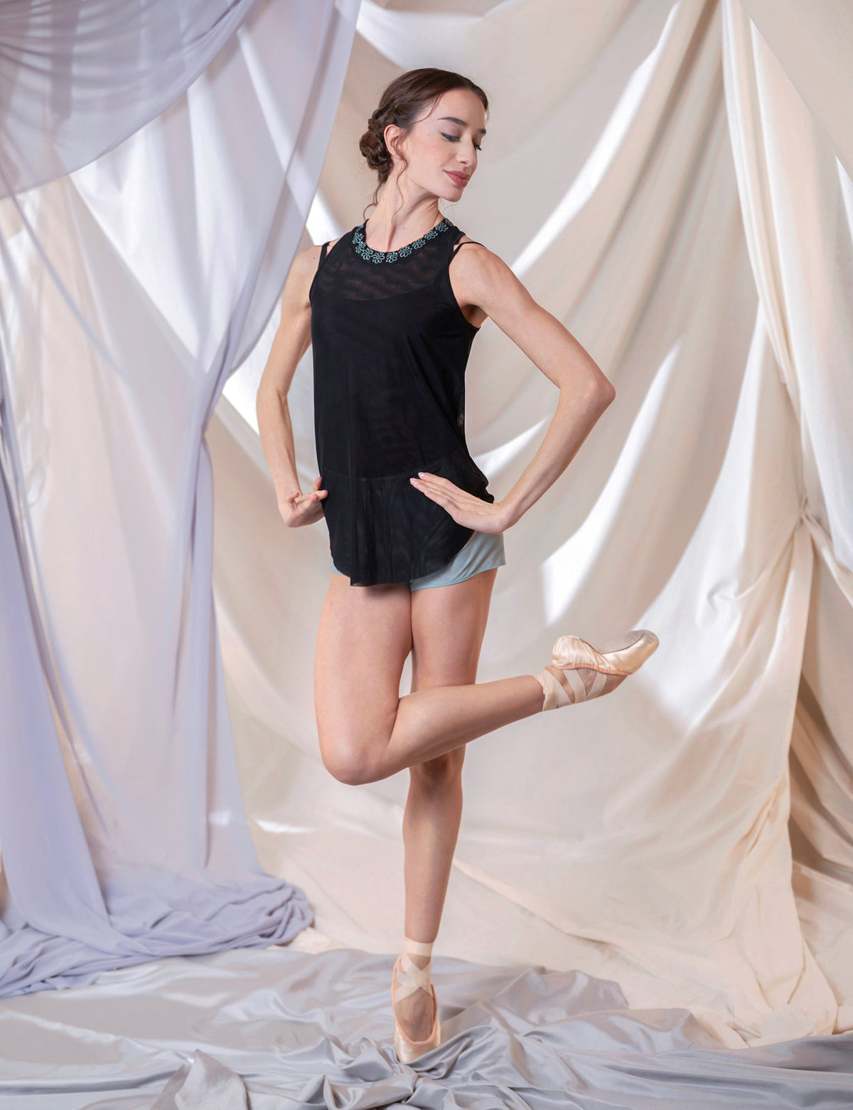 デラロミラノ デイジー ノースリーブトップ DellaLo' Milano Daisy Sleeveless 2026