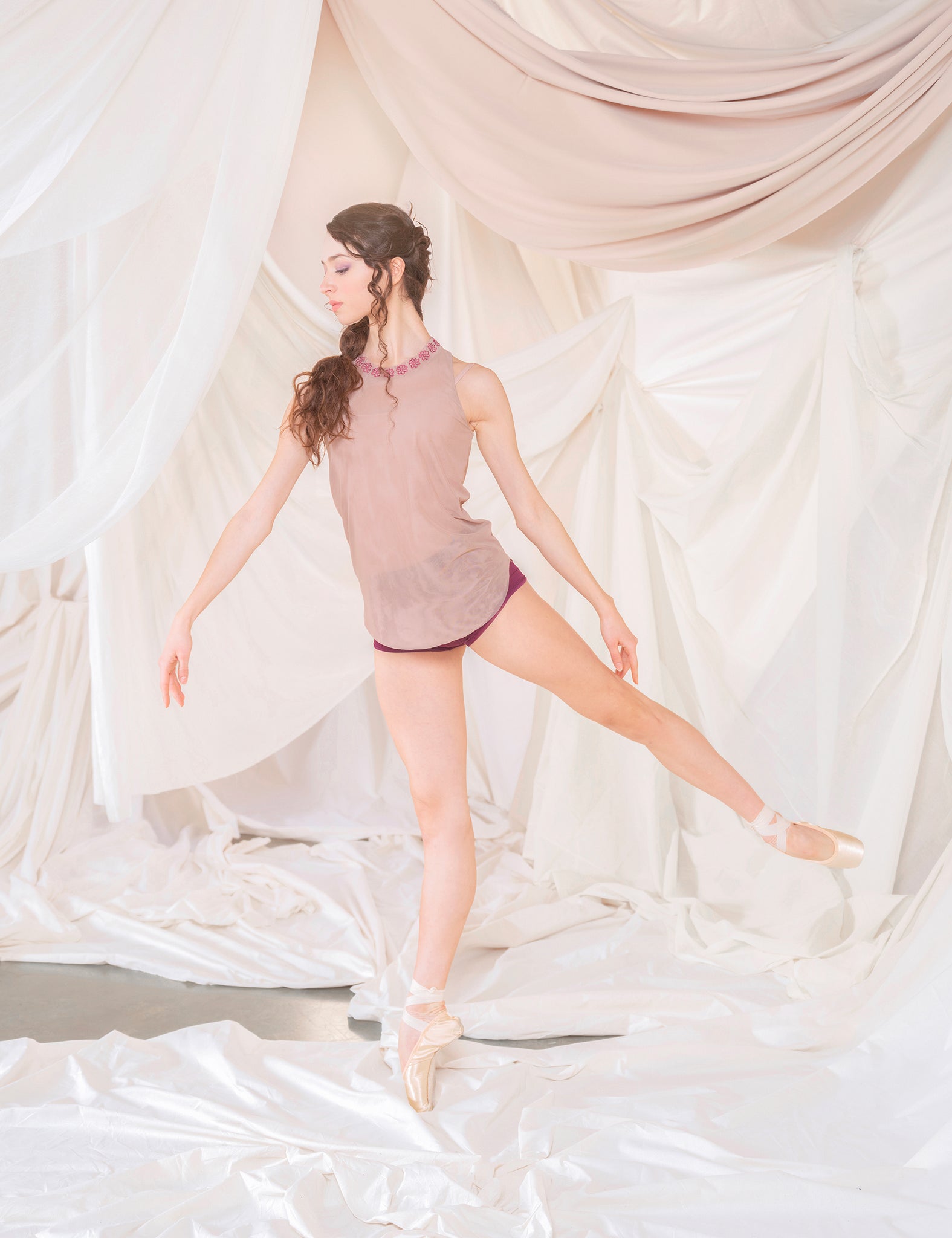 デラロミラノ デイジー ノースリーブトップ DellaLo' Milano Daisy