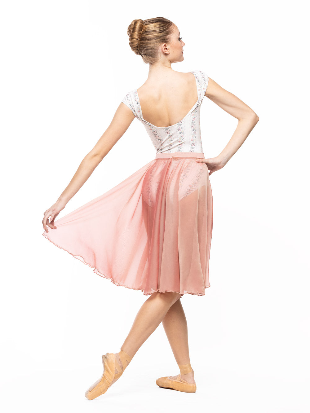 *エレベ ダンスウェア シフォン・リハーサル・スカート サンドストーン Eleve Dancewear Chiffon Rehearsal Skirt Sandstone RTW