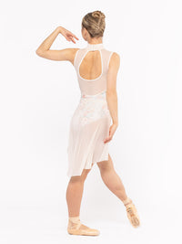 *エレベ ダンスウェア ロングハイロースカート クリームメッシュ Eleve Dancewear Long High-Low Skirt Cream Mesh RTW