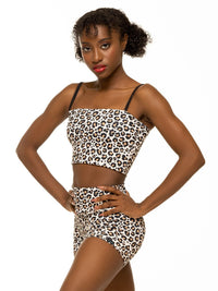 エレベ ダンスウェア クレア ショーツ 5 インチ Eleve Dancewear Claire Shorts 3" Fierce RTW