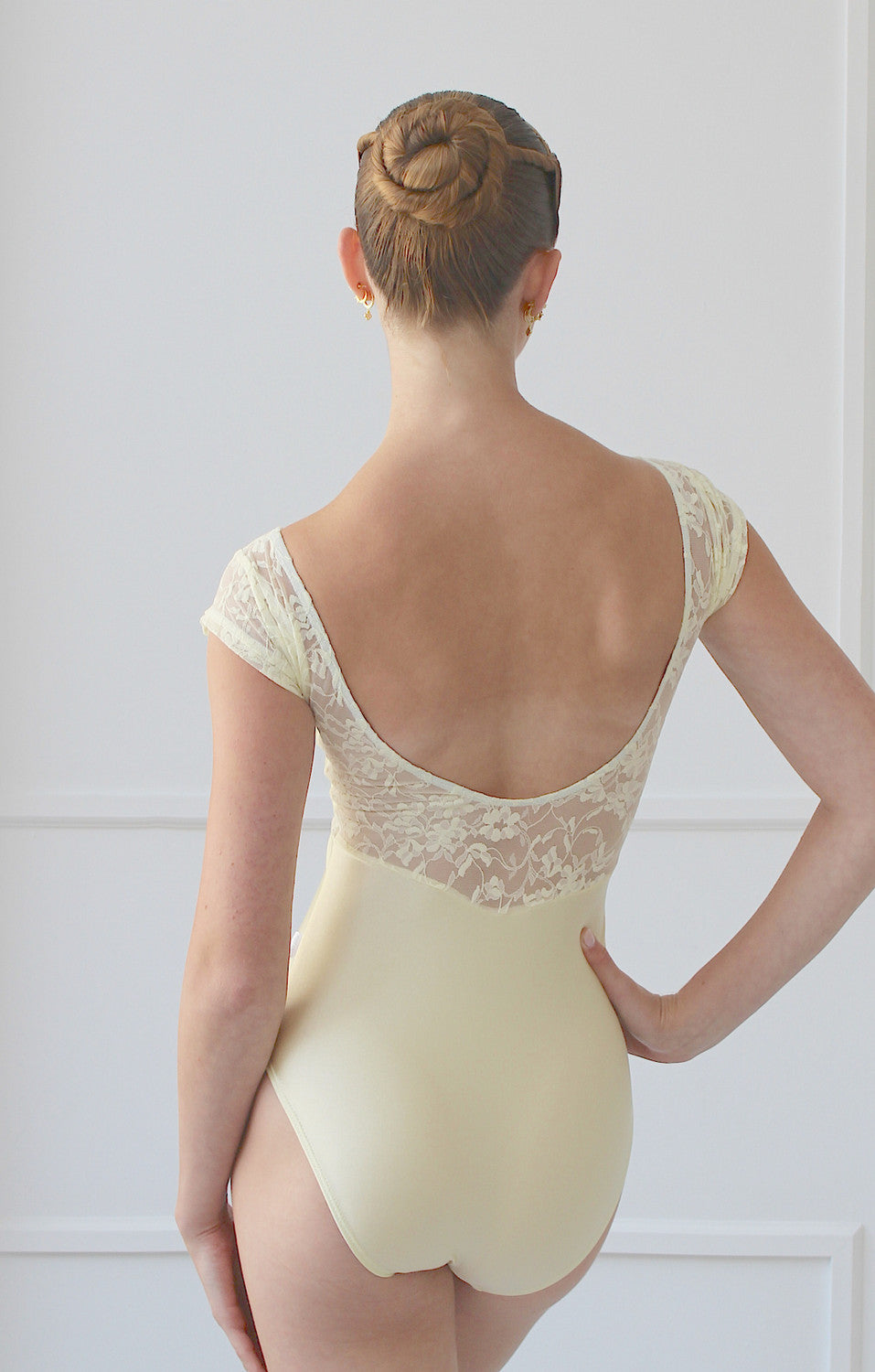 クラスイン キャップスリーブレオタード Class In CREAM LACE INSERT LEO