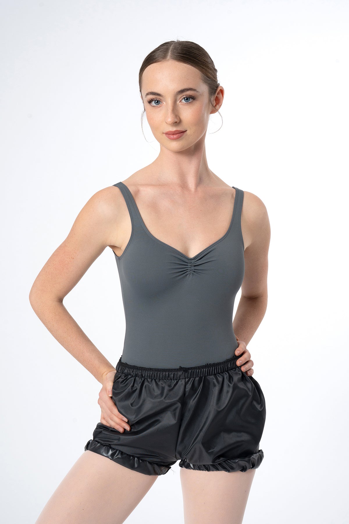 インターメッツォ ウォームアップショートパンツ  Intermezzo Ballet PAN SHORT ADEL CURT