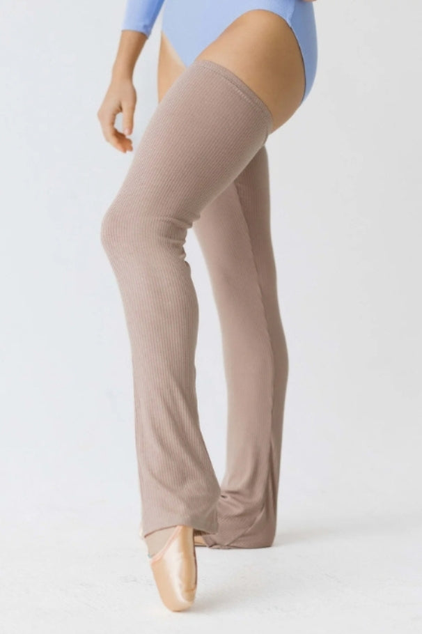 ジュールダンスウェア 滑り止め付きレッグウォーマー：ラテリブ Jule Dancewear No-Slip Legwarmer: Latte Rib