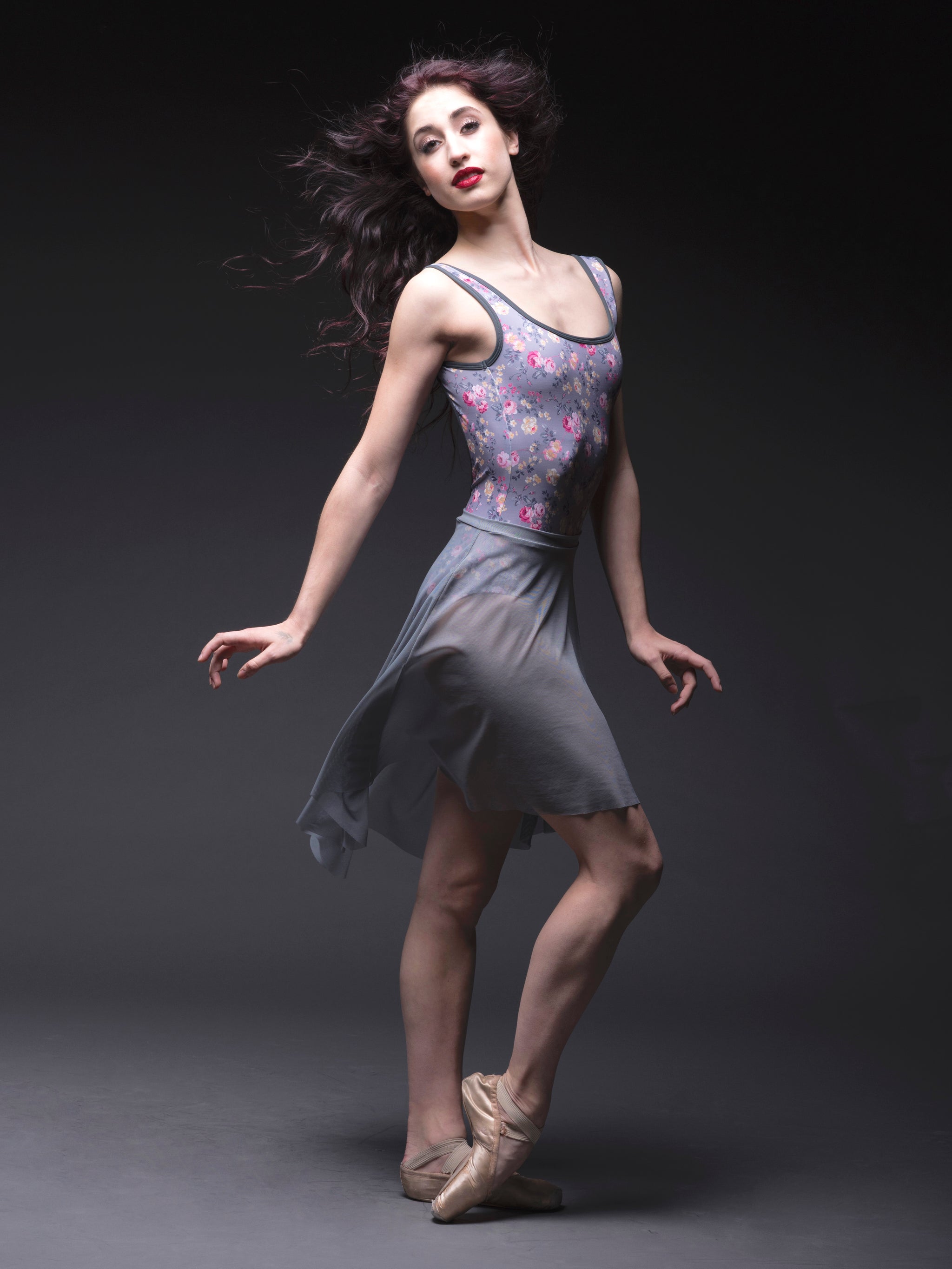 エレベ ダンスウェア カスタム ロングハイロースカート Eleve Dancewear Custom Long High-Low Skirt