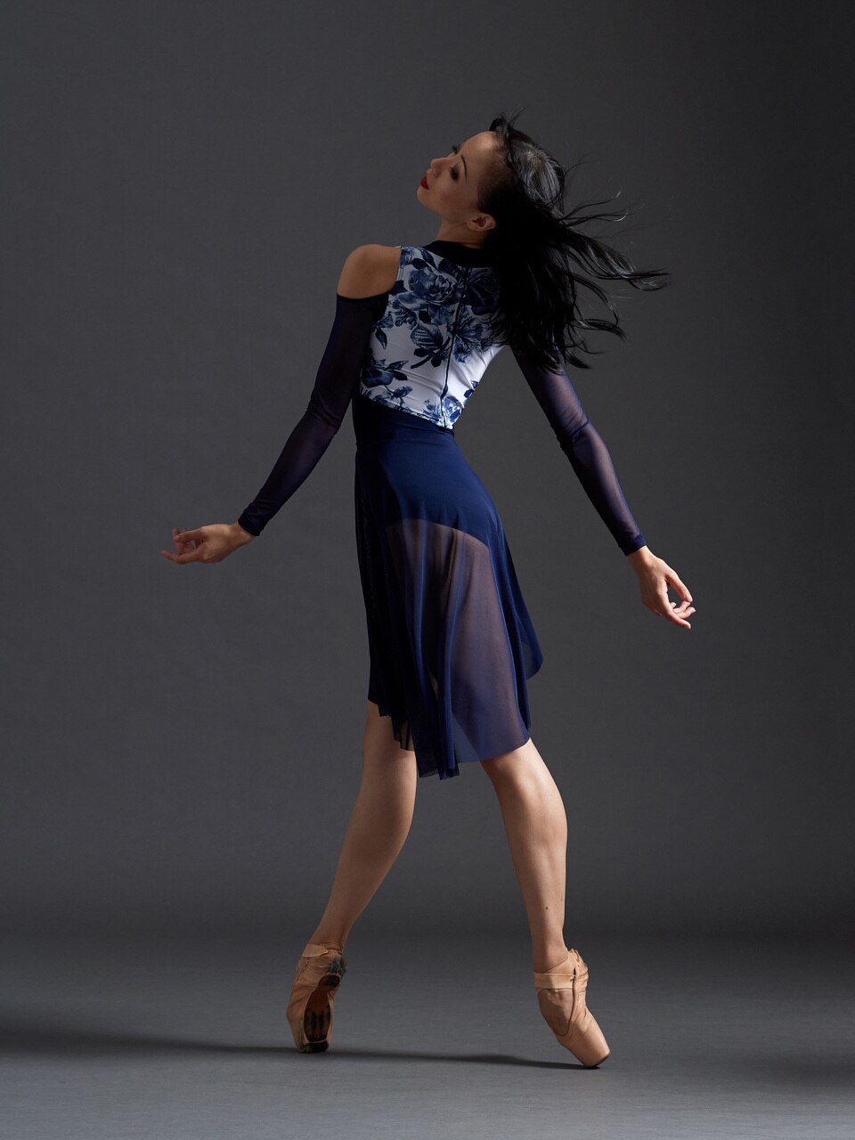 エレベ ダンスウェア カスタム ロングハイロースカート Eleve Dancewear Custom Long High-Low Skirt