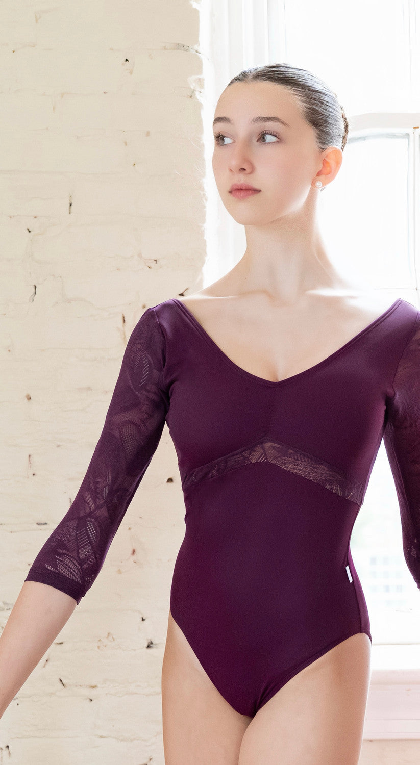 クラスイン ナス色のクォータースリーブレオタード Class In QUARTER SLEEVED EGGPLANT LACE LEO