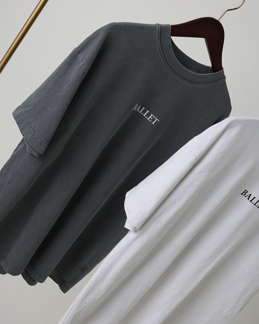 レヴダンス Tシャツ LEVDANCE ballet poses vintage washed tee CHARCOAL