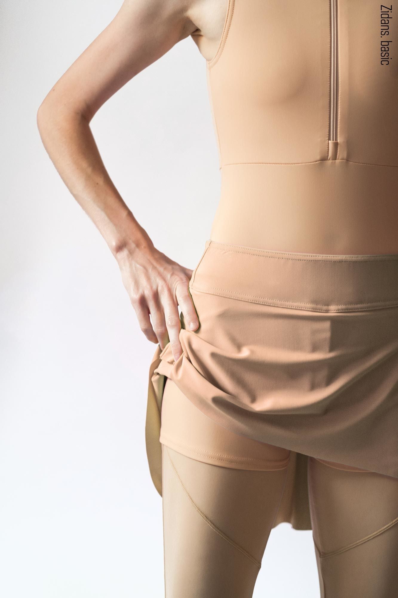 ジダンス スカート ZIDANS The Skirt + Shorts Stretch Beige