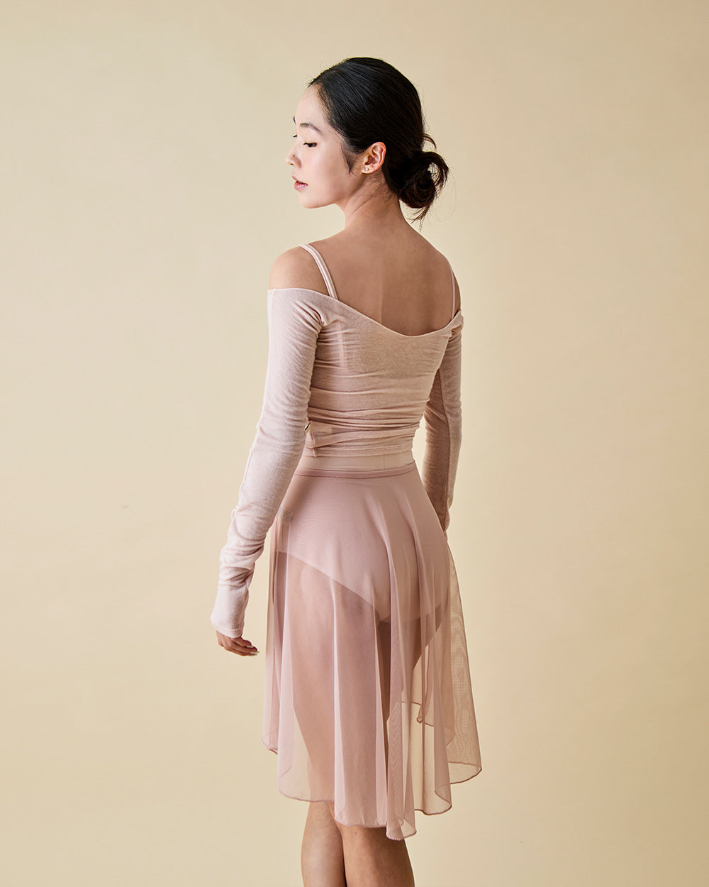 レヴダンス シャーロットレースアップレオタード LEVDANCE charlotte lace-up leotard PALE PINK