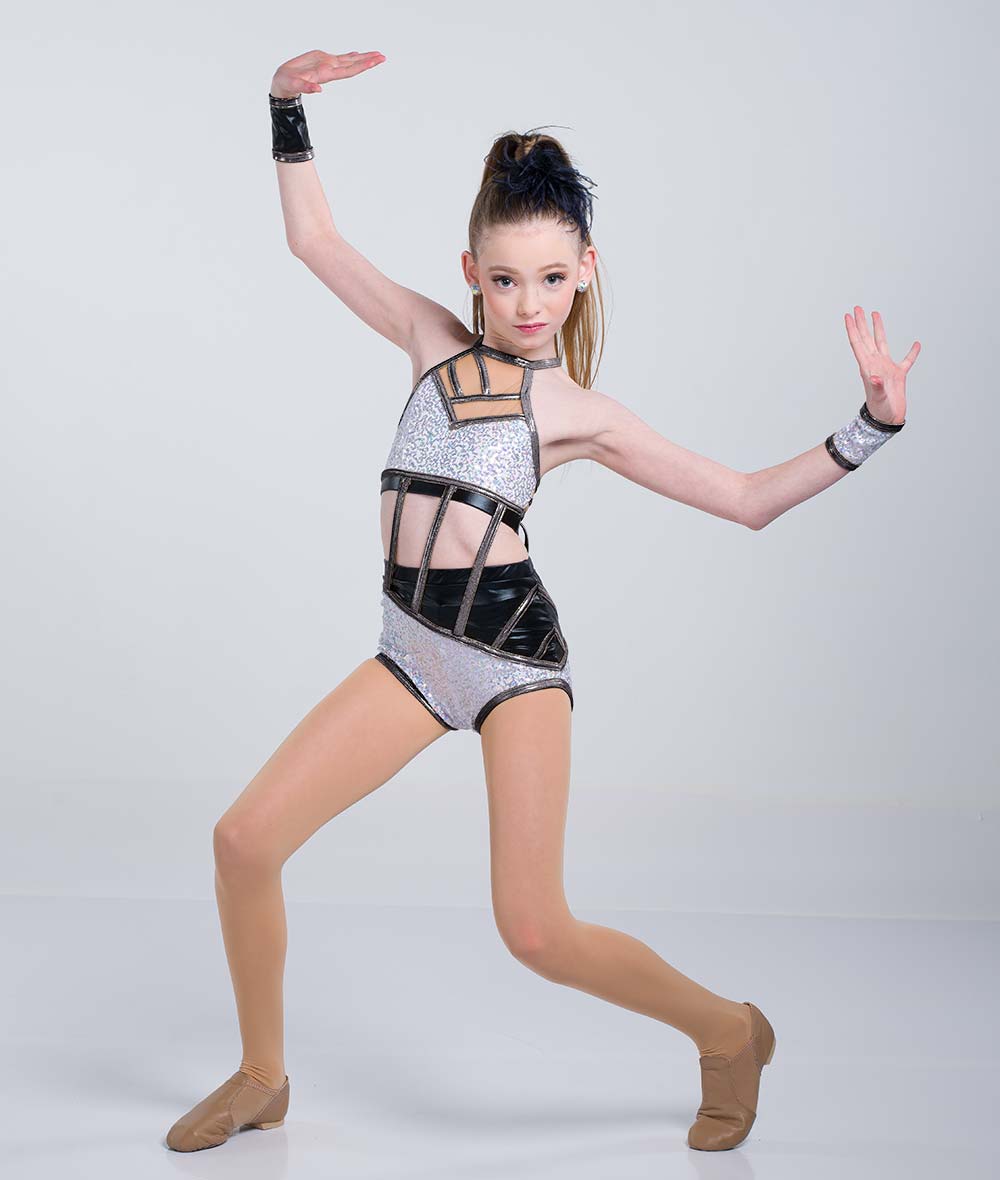 アウィッシュカムトゥルー ダンス衣装 コンペティション A Wish Come True Elevate