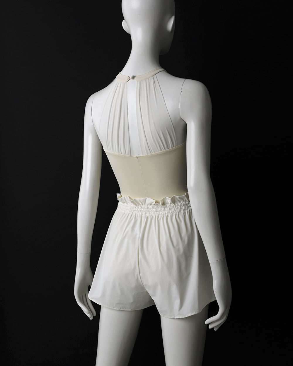 レヴダンス ショーツ LEVDANCE laura flared shorts CREAM – 輸入