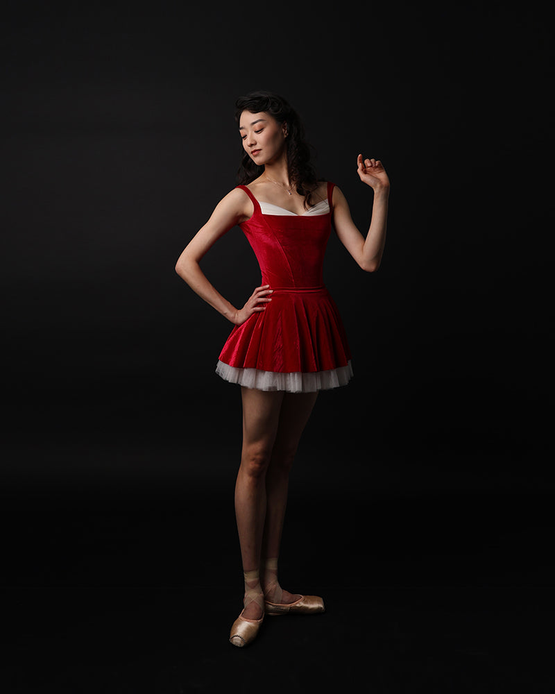 レヴダンス ベアトリス ベルベット レオタード 赤 LEVDANCE beatrice velvet leotard RED – 輸入バレエ用品専門店  アプローズバレエ