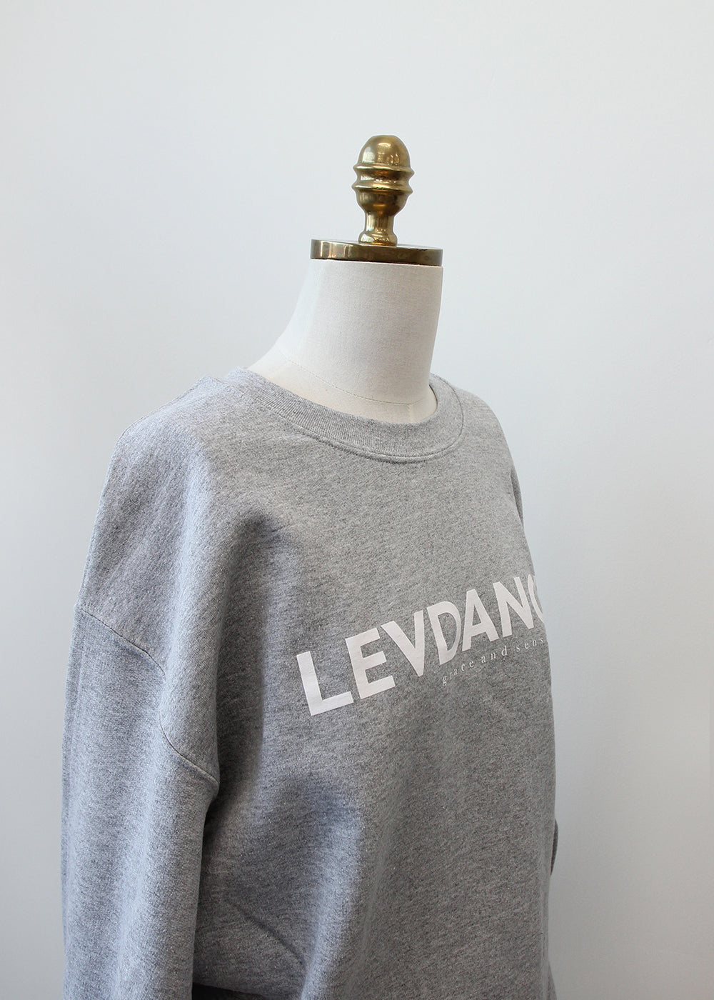 レヴダンス ベーシックスウェット LEVDANCE LEV basic sweatshirt