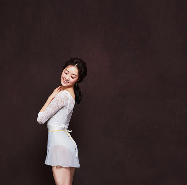 レヴダンス アデーレ オフショルダー レーストップ ホワイト LEVDANCE