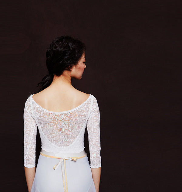 レヴダンス アデーレ オフショルダー レーストップ ホワイト LEVDANCE