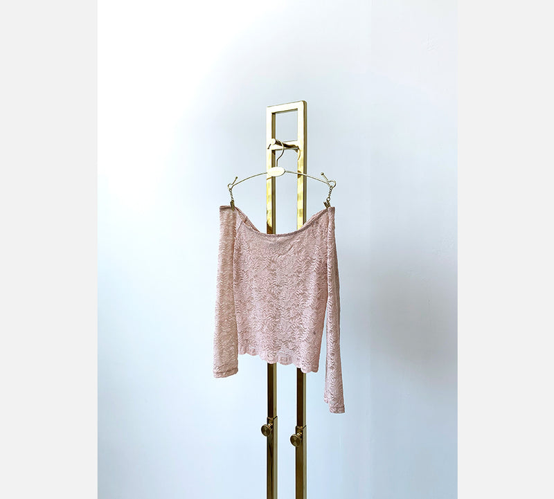 レヴダンス アデーレ オフショルダー レーストップ アンティークピンク LEVDANCE adèle off-shoulder lace top ANTIQUE PINK