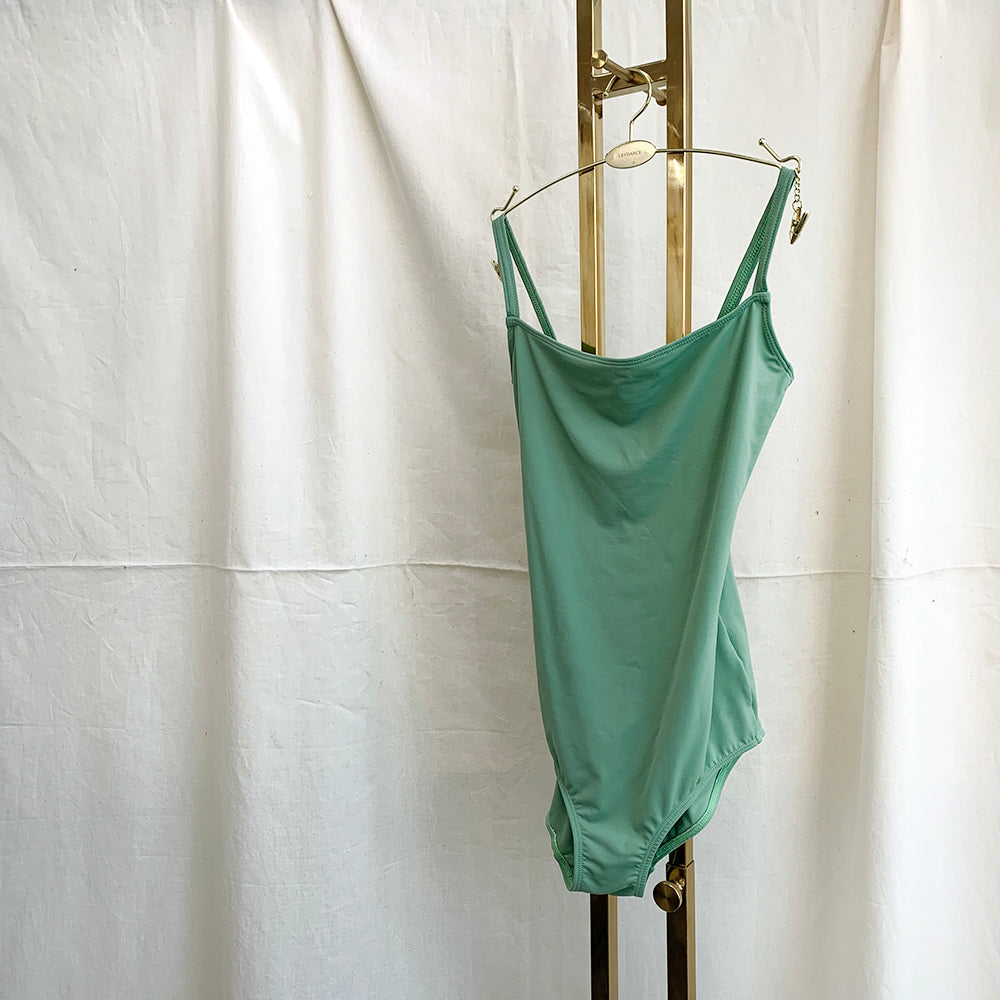 レヴダンス エミリー キャミソールレオタード ヴィンテージグリーン LEVDANCE emilie camisole leotard VINTAGE  GREEN